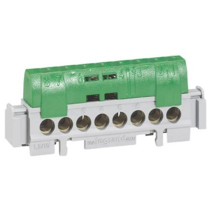 LEGRAND 004832 Lexic elosztókapocs IP2 8 védő csatlakozás