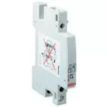   LEGRAND 005796 Lexic biztosítóaljzat Ny+Z segédérintkezővel 5A