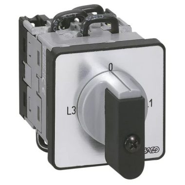 LEGRAND 014650 Lexic The meter switch has 4 positions