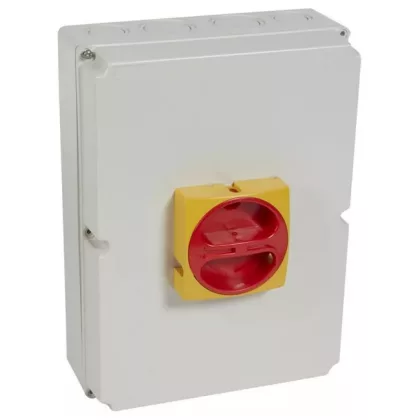 LEGRAND 022186 Enclosed main switch 4P 63A