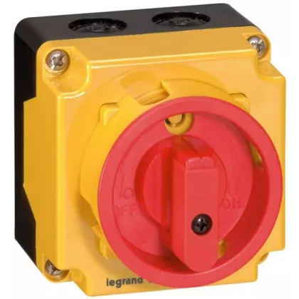 LEGRAND 022660 Tokozott főkapcsoló 3P 12A