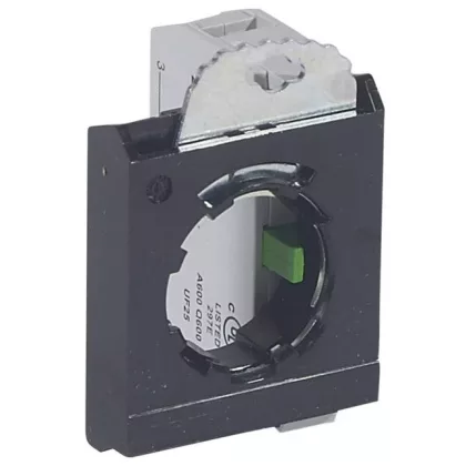 LEGRAND 022972 Osmoz csavaros aljzat - Z + rögzítőkeret 3