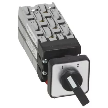 LEGRAND 023516 Mini reversing switch 2P 1-2-3 position