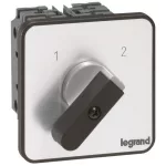 LEGRAND 027476 Görgős kapcsoló 2P 32A PR26 1-2