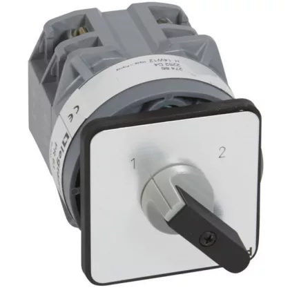 LEGRAND 027486 Görgős kapcsoló 2P 63A PR63 1-2