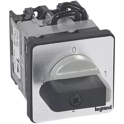 LEGRAND 027502 Görgős kapcsoló 1P 16A PR12 0-1-2-3
