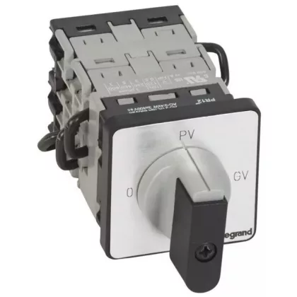 LEGRAND 027512 Görgős kapcsoló 3P 4kW PR12 0-PV-GV