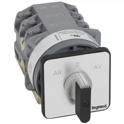 LEGRAND 027530 Görgős kapcsoló 3P 22kW PR63 AR-0-AV