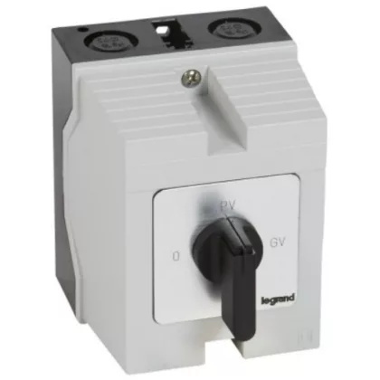   LEGRAND 027772 Tokozott görgős kapcsoló 3P 4kW PR12 0-PV-GV
