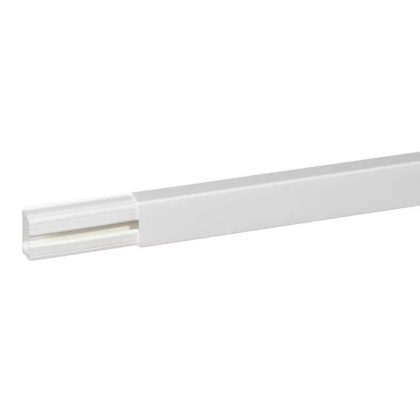LEGRAND 030027 DLP mini csatorna 40x20 mm, fedéllel, válaszfal nélkül