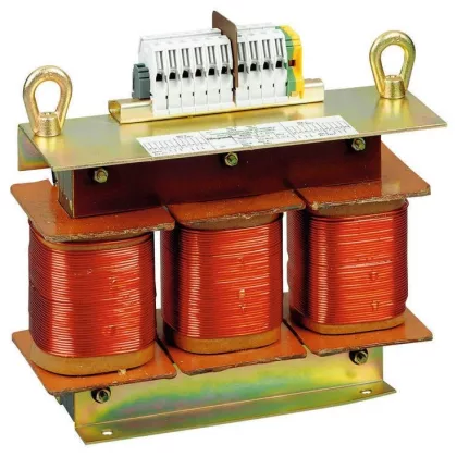   LEGRAND 042211 autotranszformátor 3F 2,5kVA burkolat nélkül