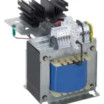 LEGRAND 047066 tápegység 1200VA 230-400/48V= egyenirányított