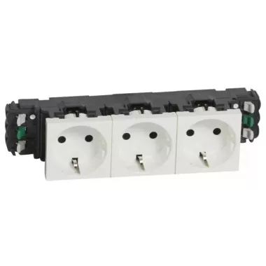 LEGRAND 077403 Program Mosaic 3x2P+F DLP aljzat, sínezett, rugós, fehér