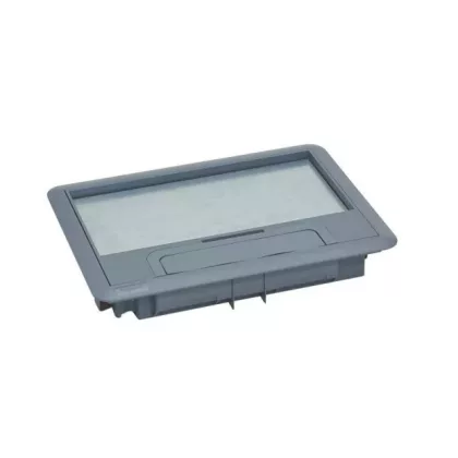   LEGRAND 088000 Műanyag fedél 8/12 modulos standard padlódobozhoz, max. 8mm burkolattal