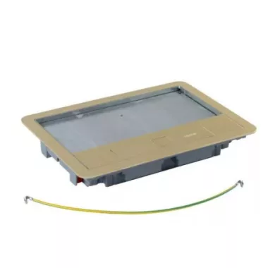 LEGRAND 088006 Sárgaréz fedél 8/12 modulos standard padlódobozhoz, max. 8mm burkolattal LEGRAND 088006 Sárgaréz fedél 8/12 modulos standard padlódobozhoz, max. 8mm burkolattal