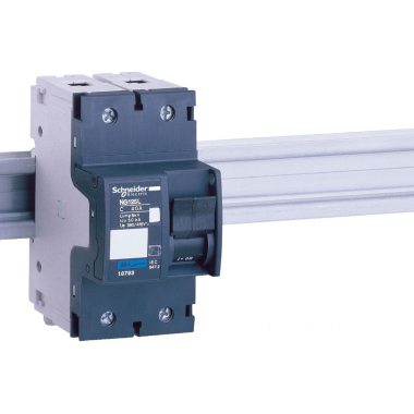 SCHNEIDER 18754 Acti9 NG125L circuit breaker, 2P, B, 32A
