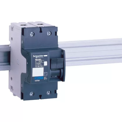 SCHNEIDER 18758 Acti9 NG125L kismegszakító, 2P, B, 80A