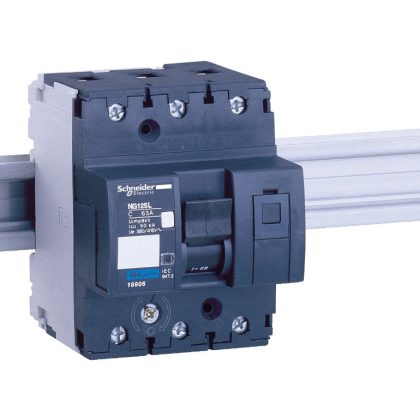 SCHNEIDER 18759 Acti9 NG125L kismegszakító, 3P, B, 10A