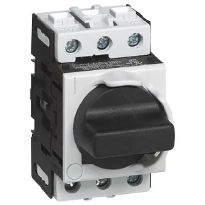   LEGRAND 222196 Rotációs terheléskapcsoló 32A 3P kalapsínre