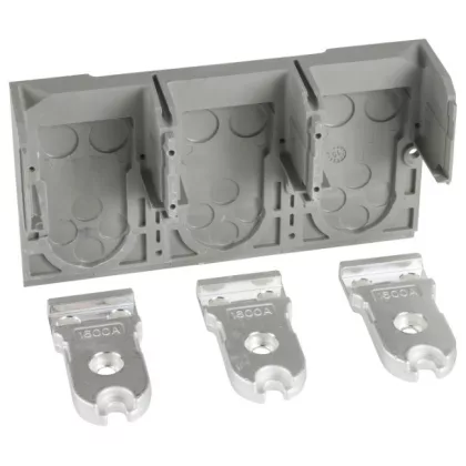 SCHNEIDER 33603 Mellső alsó csatlakozás fix készülék 1600A 3P