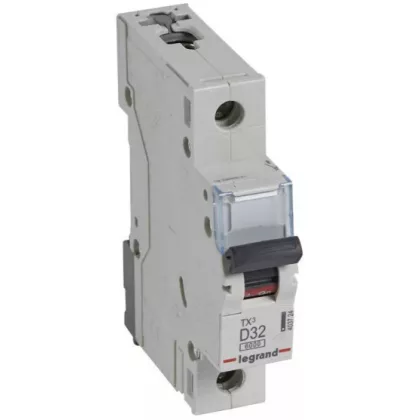 LEGRAND 403724 TX3 kismegszakító 1P D32 6000A/6kA BIC