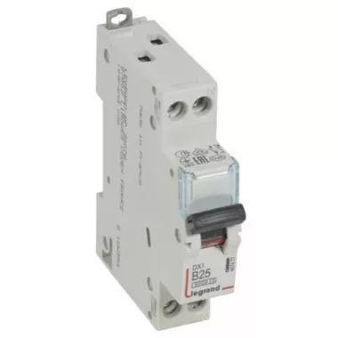 LEGRAND 407477 DX3 kismegszakító 1P+N B25 6000A/10kA LEGRAND 407477 DX3 kismegszakító 1P+N B25 6000A/10kA