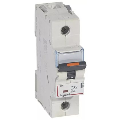 LEGRAND 409758 DX3 kismegszakító 25kA 1P 230/400V~ C32