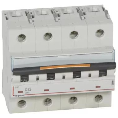 LEGRAND 409797 DX3 kismegszakító 25kA 4P 400V~ C32