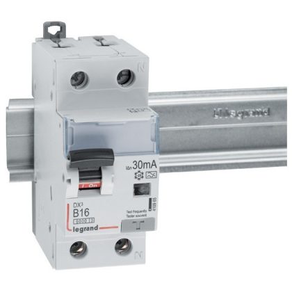   LEGRAND 410965 DX3 1P+N kombinált áram-védőkapcsoló B16 6000A / 10kA 30mA A típus