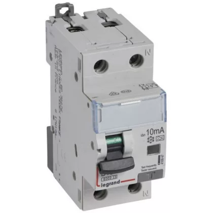 LEGRAND 411065 DX3 1P+N kombinált áram-védőkapcsoló C40 6000A / 10kA 30mA A típus