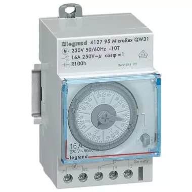 LEGRAND 412795 MicroRex QW31 heti programkapcsoló működési tartalékkal, vízszintes előlappal