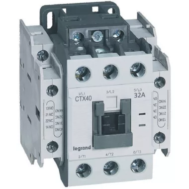LEGRAND 416121 CTX3 ip. mágneskapcs. 3P 32A 2Z+2NY 24V DC LEGRAND 416121 CTX3 ip. mágneskapcs. 3P 32A 2Z+2NY 24V DC