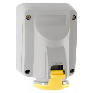 LEGRAND 555251 P17 Tempra Pro Dafr322k04130V IP44 rögzíthető aljzat