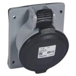 LEGRAND 555292 P17 Tempra Pro Dafbe323k07500V IP44 döntött aljzat