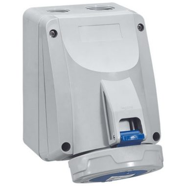 LEGRAND 555354 P17 Tempra Pro Dafr162k06T230V IP67 rögzíthető aljzat