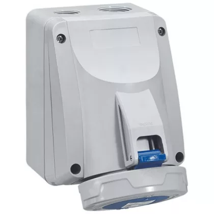 LEGRAND 555356 P17 Tempra Pro Dafr164k09T230V IP67 rögzíthető aljzat