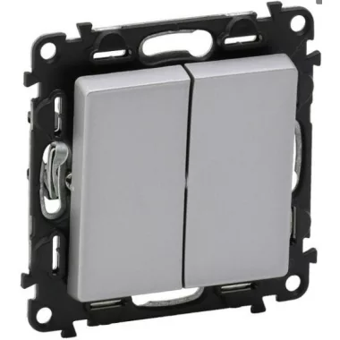 LEGRAND 752305 Valena Life csillárkapcsoló 10 AX alumínium