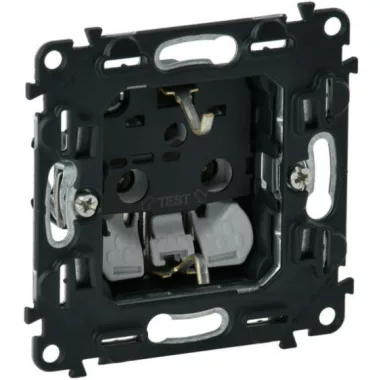LEGRAND 753021 Valena InMatic 2P+F dugalj csatlakozóaljzat mechanizmus gyermekvédelem nélkül, rugós vezetékbekötéssel