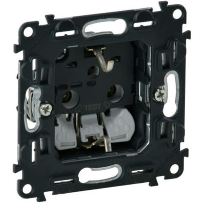   LEGRAND 753021 Valena InMatic 2P + F socket mechanism without child protection with spring-cage connection