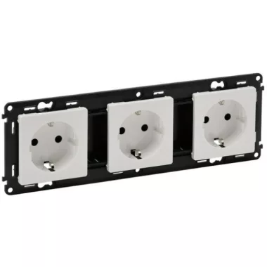 LEGRAND 753123 Valena Life 3x2P + F railed socket with child protection, spring-cage connection white LEGRAND 753123 Valena Life 3x2P + F railed socket with child protection, spring-cage connection white