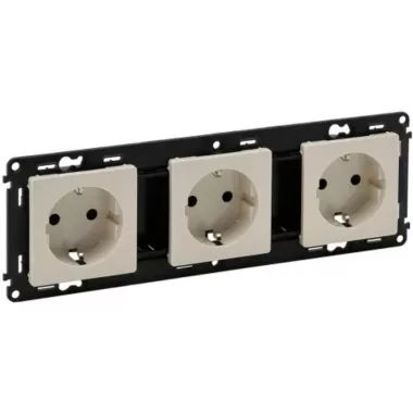 LEGRAND 753223 Valena Life 3x2P + F railed socket with child protection, spring-cage connection ivory LEGRAND 753223 Valena Life 3x2P + F railed socket with child protection, spring-cage connection ivory