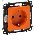   LEGRAND 753229 Valena Life 2P+F dugalj csatlakozóaljzat gyerkemvédelemmel, narancssárga betéttárcsával