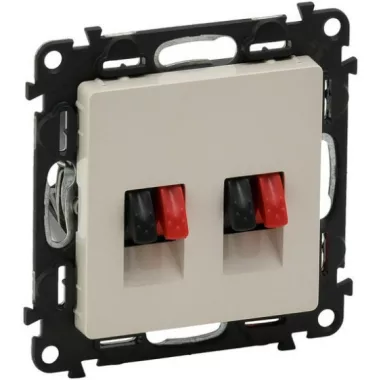 LEGRAND 753278 Valena Life hangszóró-csatlakozóaljzat (4 kivezetéssel) elefántcsont