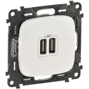 LEGRAND 754995 Valena Allure Kettős USB töltőaljzat, burkolattal, Fehér