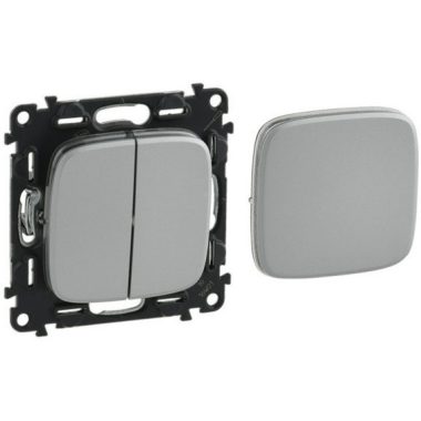 LEGRAND 755097 Valena Allure Multifunkciós vezérlő, burkolattal, Alumínium