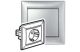 LEGRAND 770123 Valena 2P+F dugalj csatlakozóaljzat monoblokk alumínium