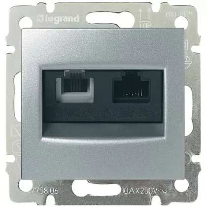   LEGRAND 770280 Valena RJ11+RJ45 Cat5e UTP kombinált aljzat alumínium