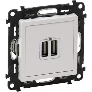 LEGRAND 770470 Valena 2xUSB töltő aljzat, 1500 mA, fehér