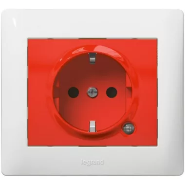 LEGRAND 771046 Galea Life 2P+F dugalj csatlakozóaljzat gyermekvédelemmel, irányfénnyel, piros LEGRAND 771046 Galea Life 2P+F dugalj csatlakozóaljzat gyermekvédelemmel, irányfénnyel, piros
