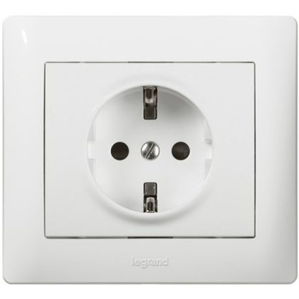   LEGRAND 771063 Galea Life 2P + F socket with child protection, spring-loaded, white